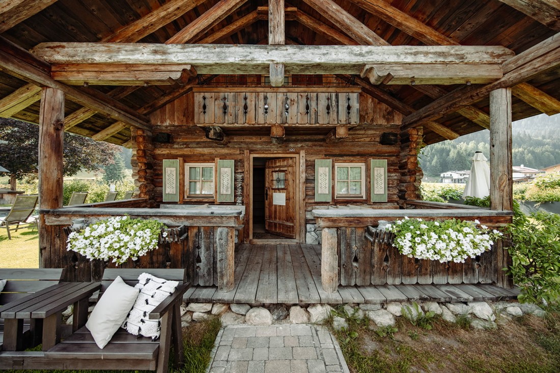 Frontansicht Garten-Chalet