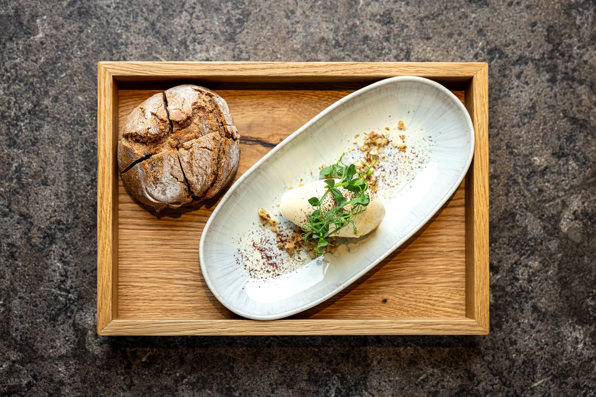 Selbstgebackenes Holzofenbrot