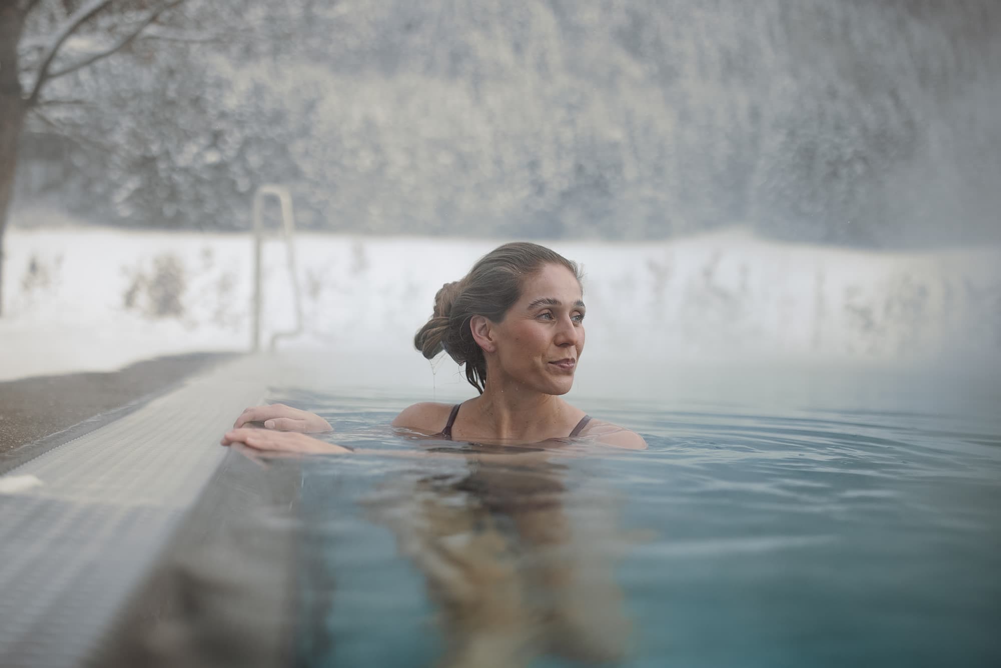 Beheizter Außenpool im Hotel loj - Ihr Hotel mit Pool in Flachau