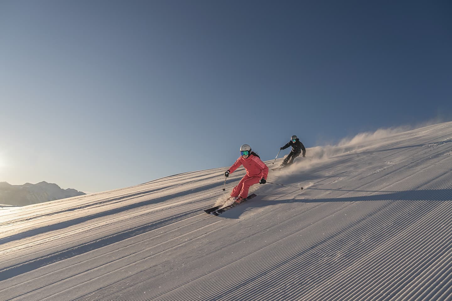 Skiurlaub zum Sonnenskilauf im Snow Space Salzburg beim Winterurlaub im Hotel loj in Flachau